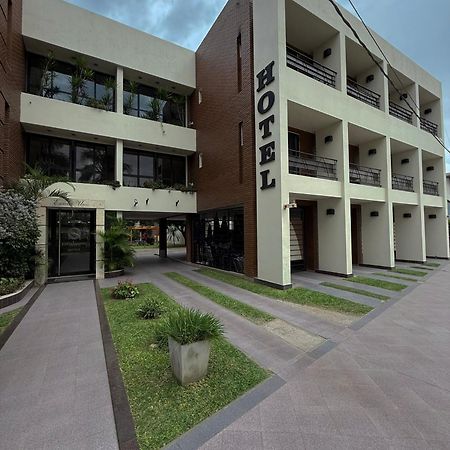 Hotel Escala Uno سانتو تومي المظهر الخارجي الصورة