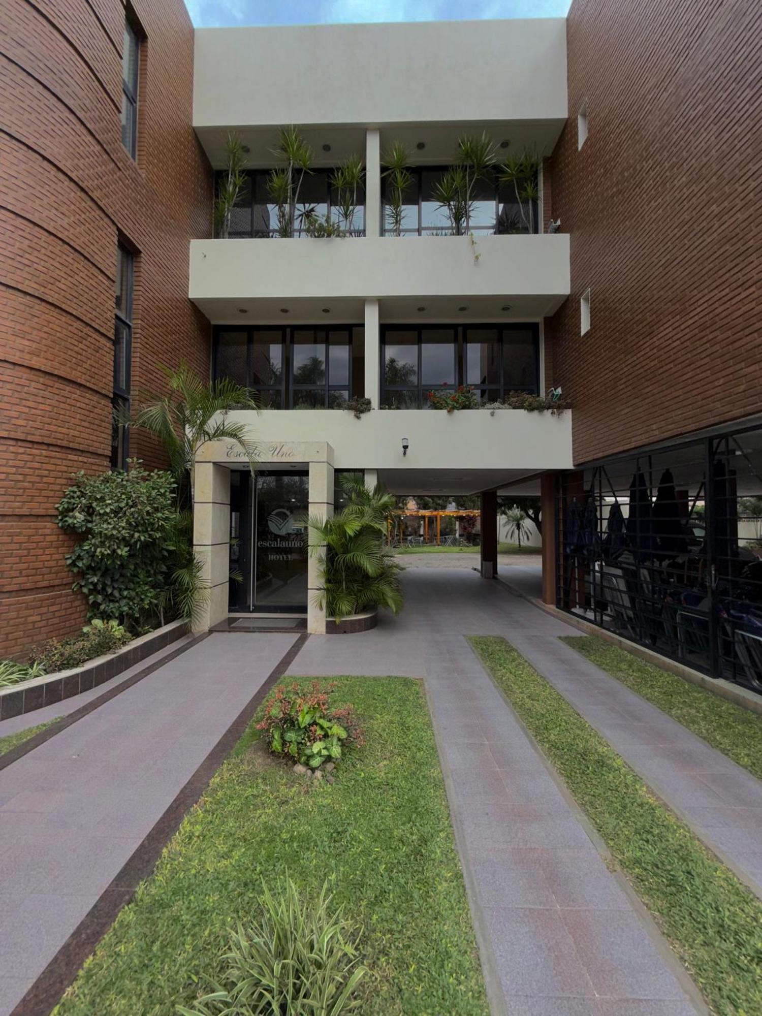 Hotel Escala Uno سانتو تومي المظهر الخارجي الصورة