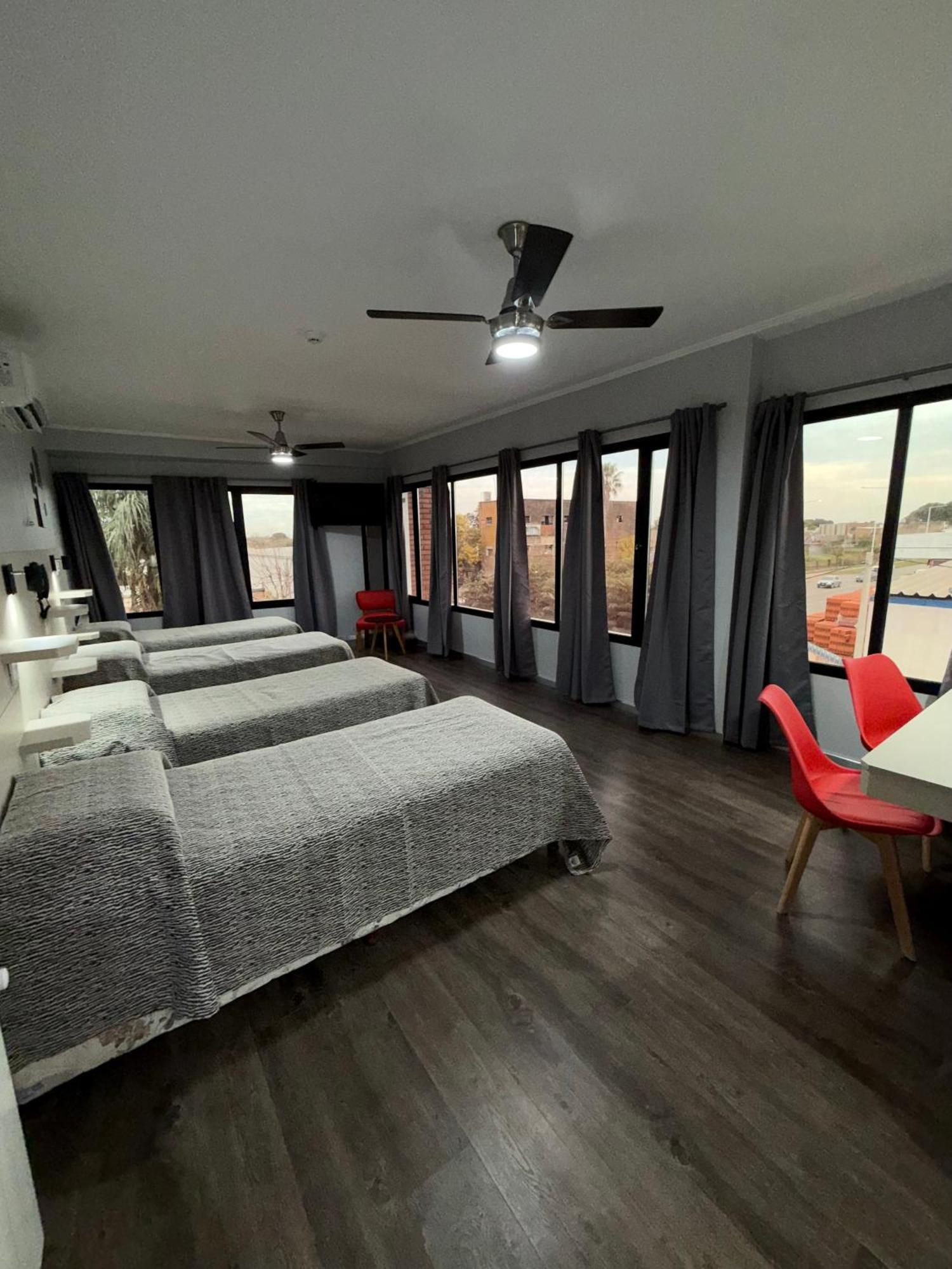 Hotel Escala Uno سانتو تومي المظهر الخارجي الصورة