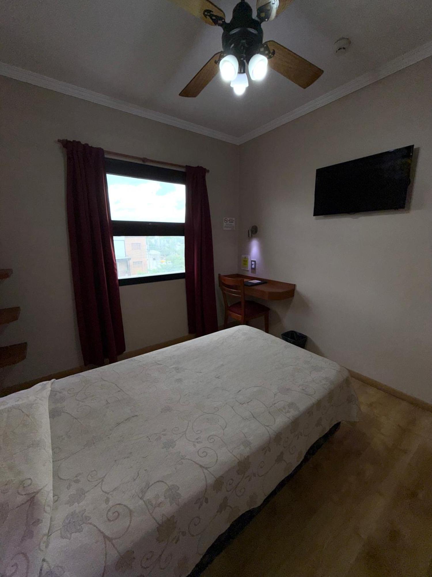 Hotel Escala Uno سانتو تومي المظهر الخارجي الصورة