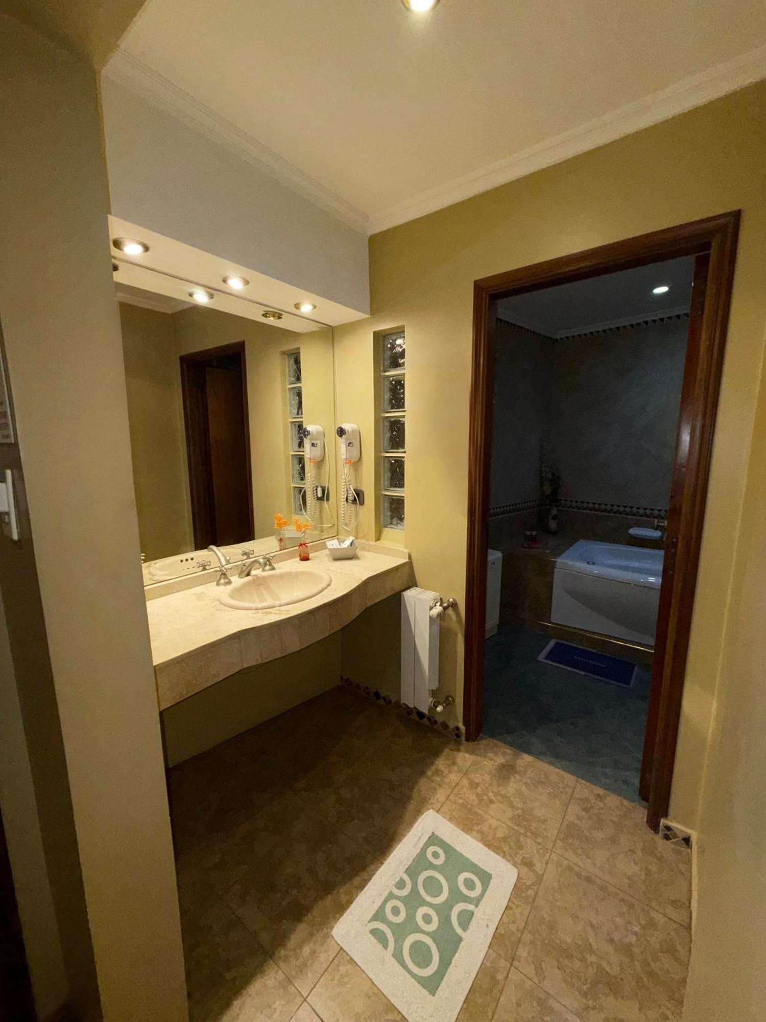 Hotel Escala Uno سانتو تومي المظهر الخارجي الصورة